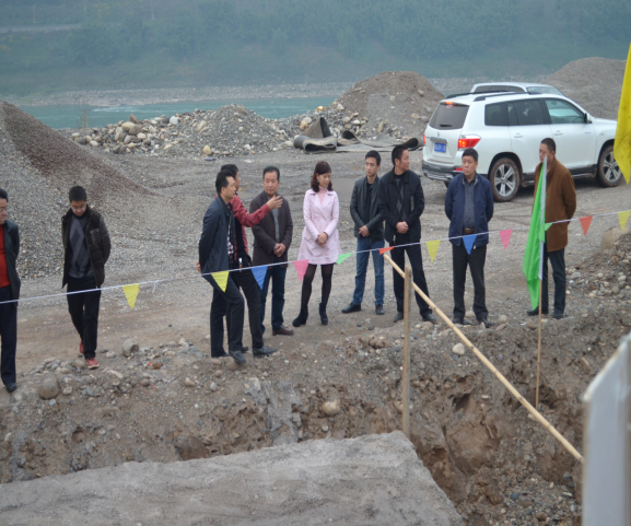 宜賓縣政協(xié)領(lǐng)導調研縣城二水廠(chǎng)