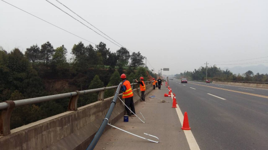 高捷園重啤嘉士伯項目供水管道全線(xiàn)貫通