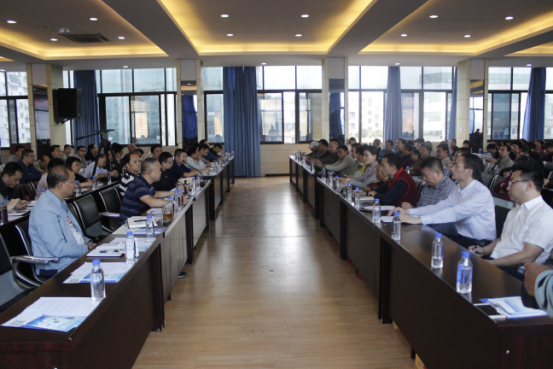 集團公司隆重召開(kāi)用戶(hù)座談會(huì )“開(kāi)門(mén)納諫強服務(wù)”