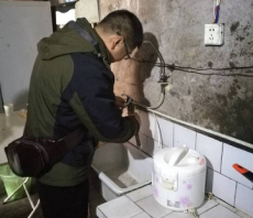 營(yíng)銷(xiāo)部:弘揚雷鋒精神 供水服務(wù)進(jìn)社區