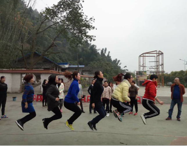 做智慧女性  創(chuàng  )美麗人生