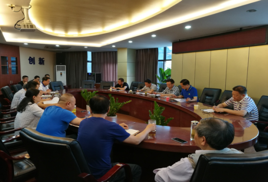 市水務(wù)局黨委書(shū)記董大華一行到集團公司調研