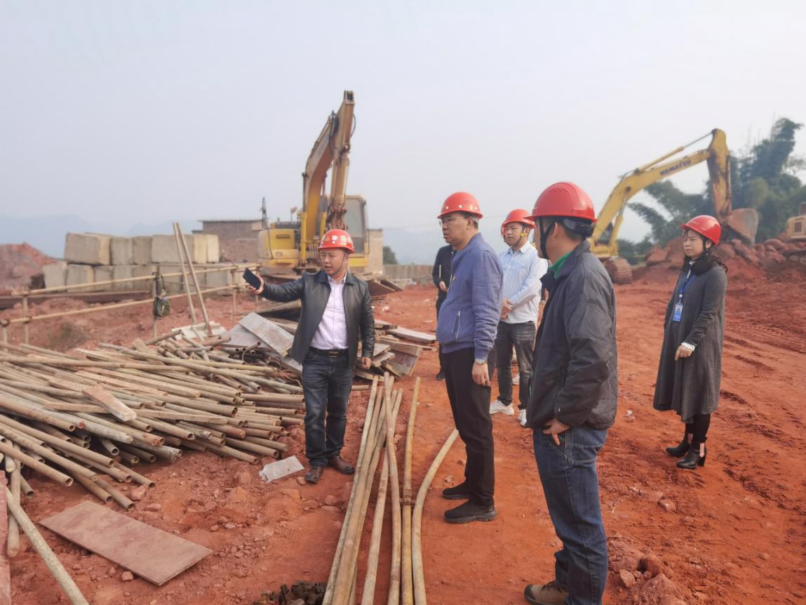 集團(tuán)公司黨委委員、副總經(jīng)理任大慶督查指導(dǎo)高捷水廠在建工程