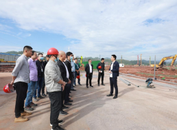 觀(guān)摩重點(diǎn)項目 激勵奮發(fā)作為——天泉支部開(kāi)展主題黨日活動(dòng)