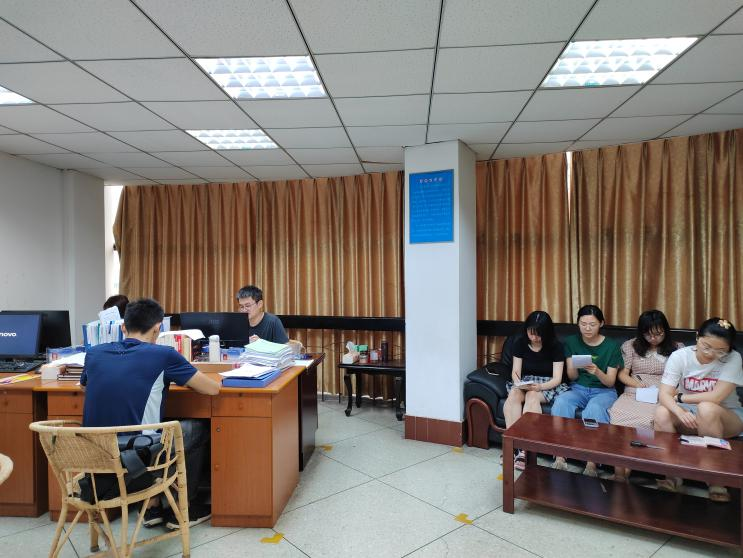 水質(zhì)監測中心組織召開(kāi)專(zhuān)題學(xué)習會(huì )議