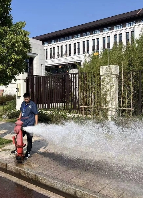 清源水務公司全力做好清明期間供水保障工作